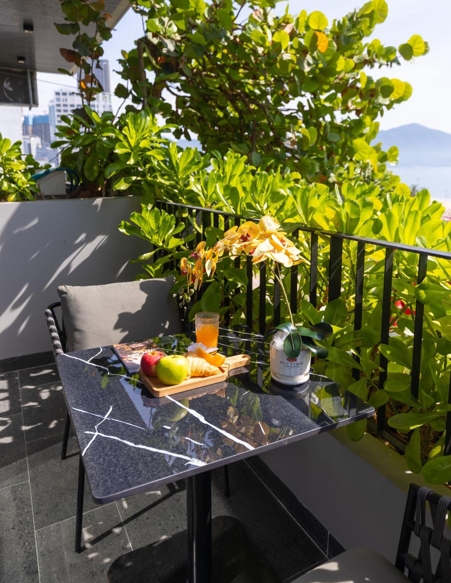 Jbay Beachfront Boutique Hotel Da Nang Exterior photo