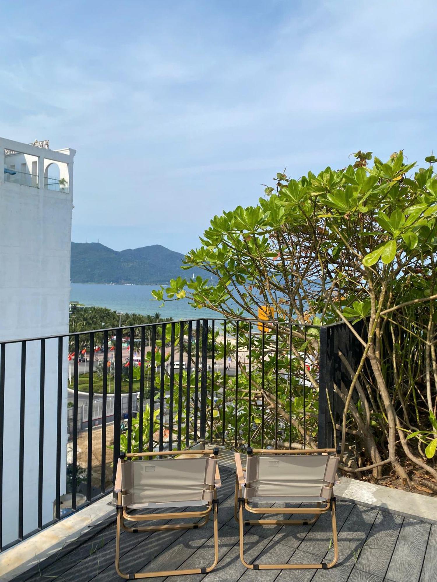 Jbay Beachfront Boutique Hotel Da Nang Exterior photo
